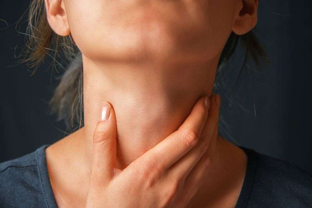 10 Signs That You May Have Thyroid Problem