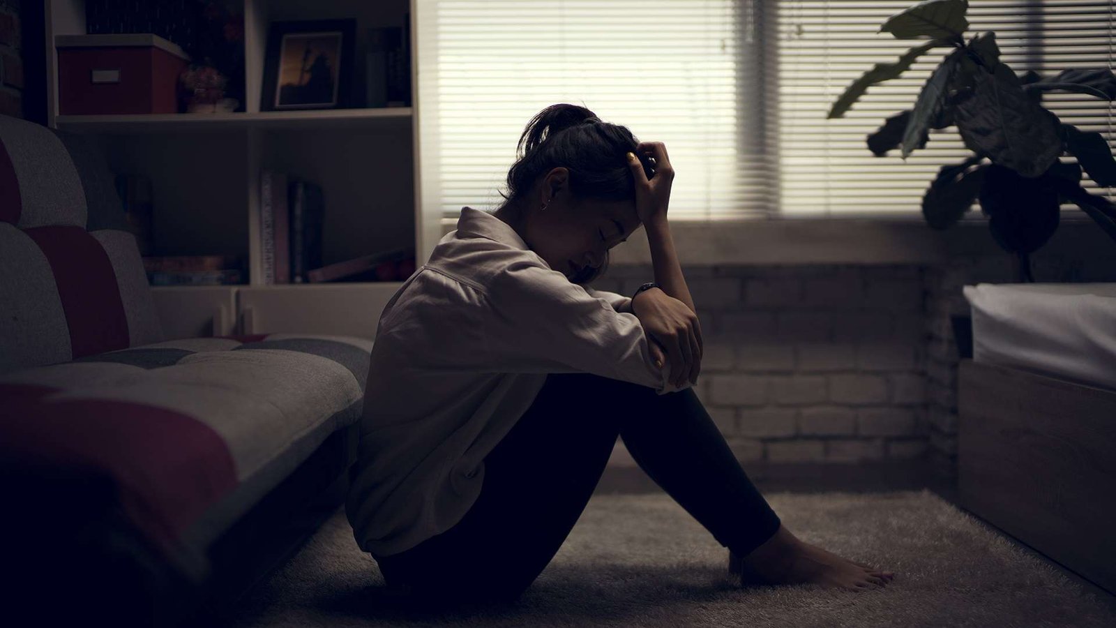 Depression: Causes, Symptoms & When to Seek Help
